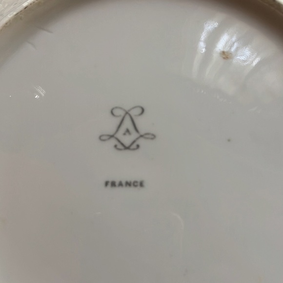 Antique Vintage Set/2 Plates - "Sevres" Portrait Plates - Picture 8 of 16